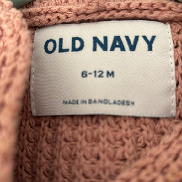 Old Navy cardigan Sweater in Rose size 6-12 months - Picture 4 of 4
